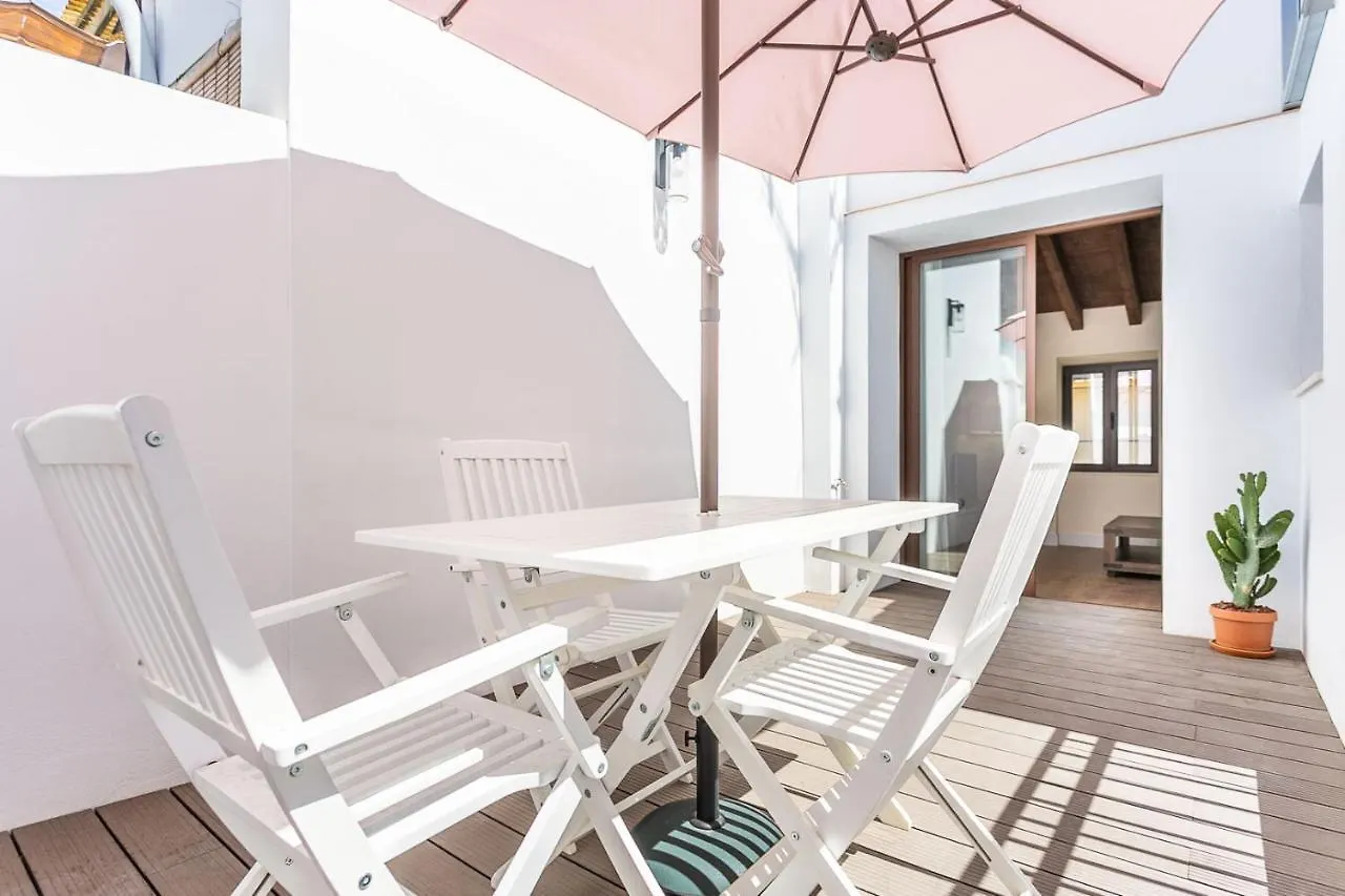 Stunning Apartment In Central Seville Spain