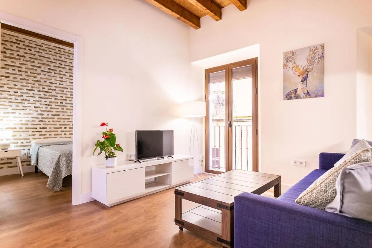 Stunning Apartment In Central Seville 0*,